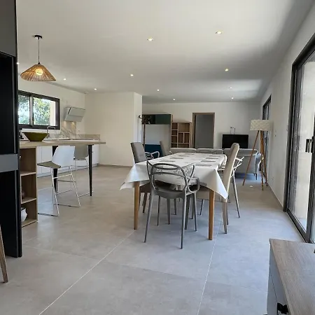 بيت للعطل Les 2 Chenes Saint-Julien-du-Serre